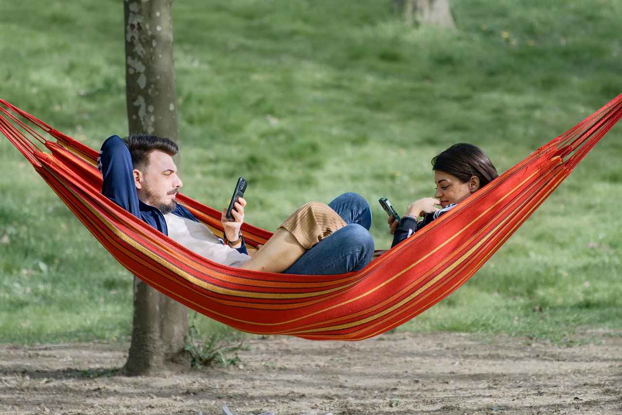 Benefits of Using a Dog Hammock Bed
